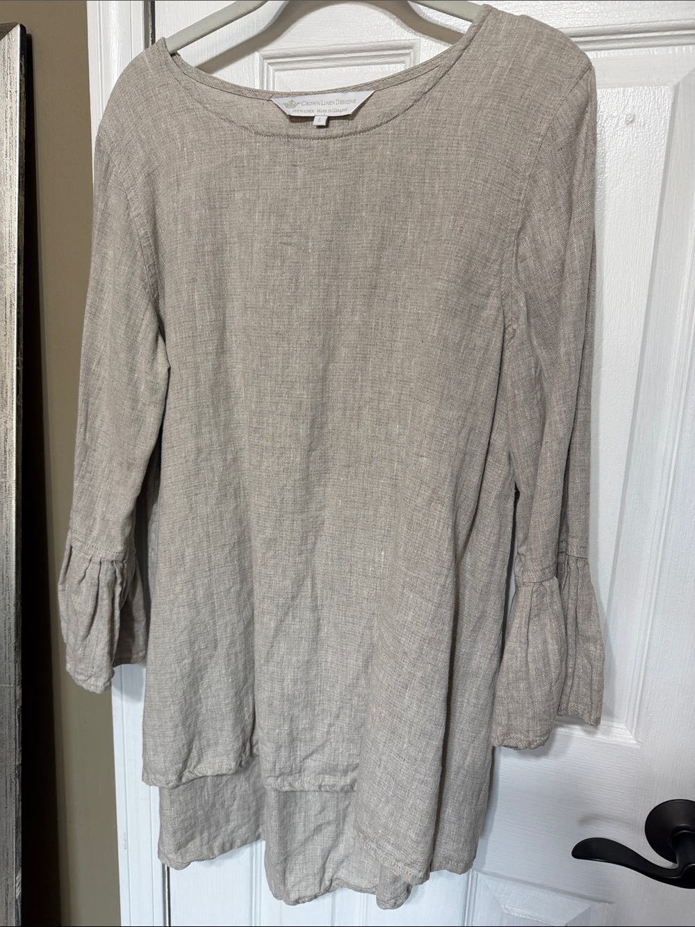 Women’s Taupe Linen Bell-Sleeve Tunic – Classic Natural Style